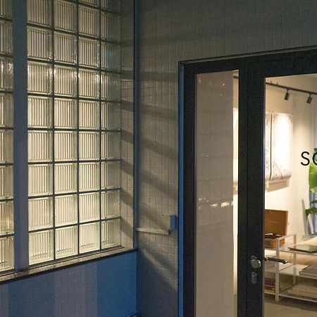 Soom Salzburg I Kapselhotel Ngoại thất bức ảnh