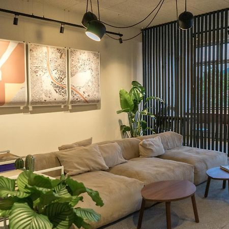 Soom Salzburg I Kapselhotel Ngoại thất bức ảnh